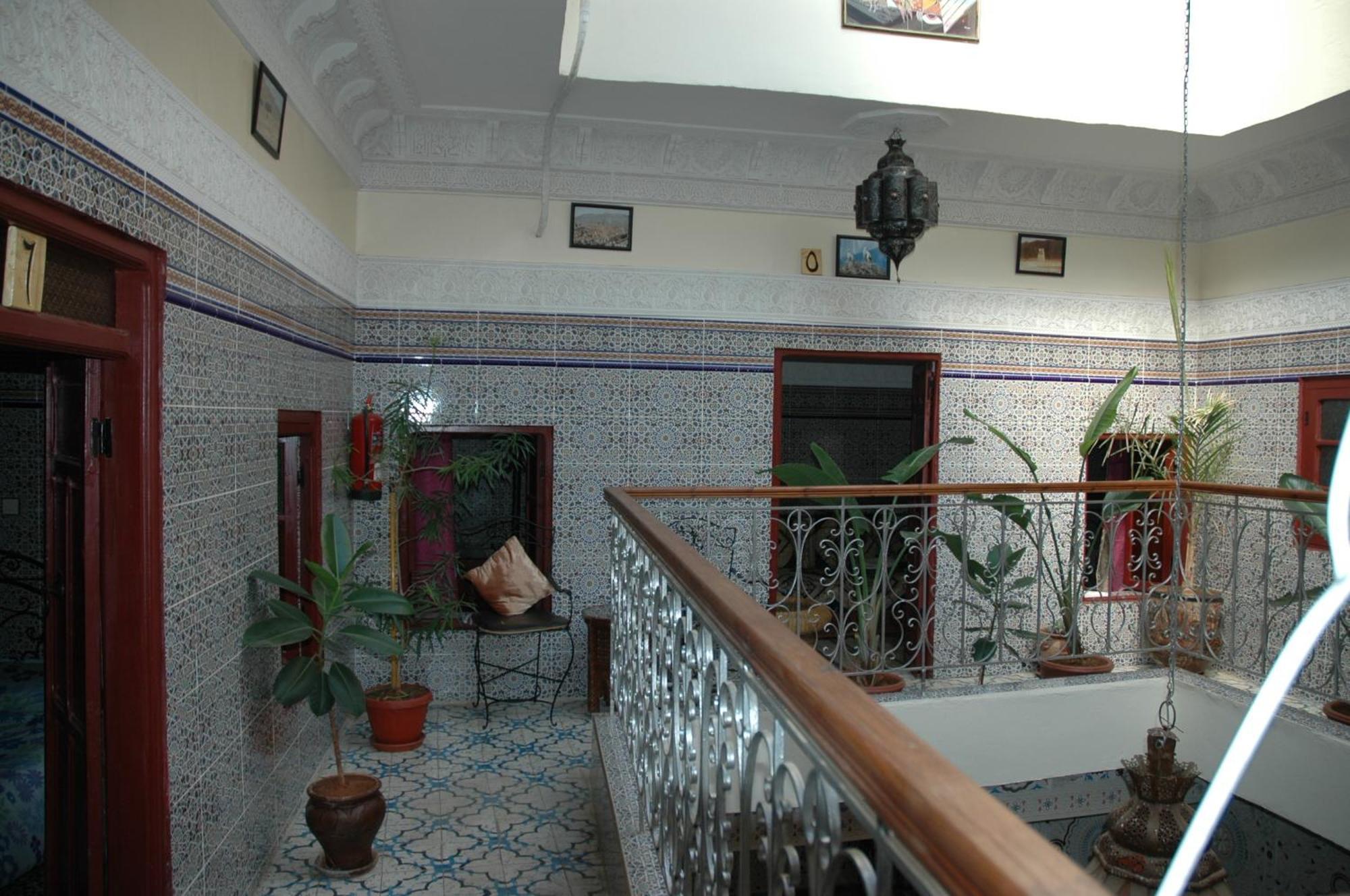 Ryad Bab Berdaine Meknes Luaran gambar