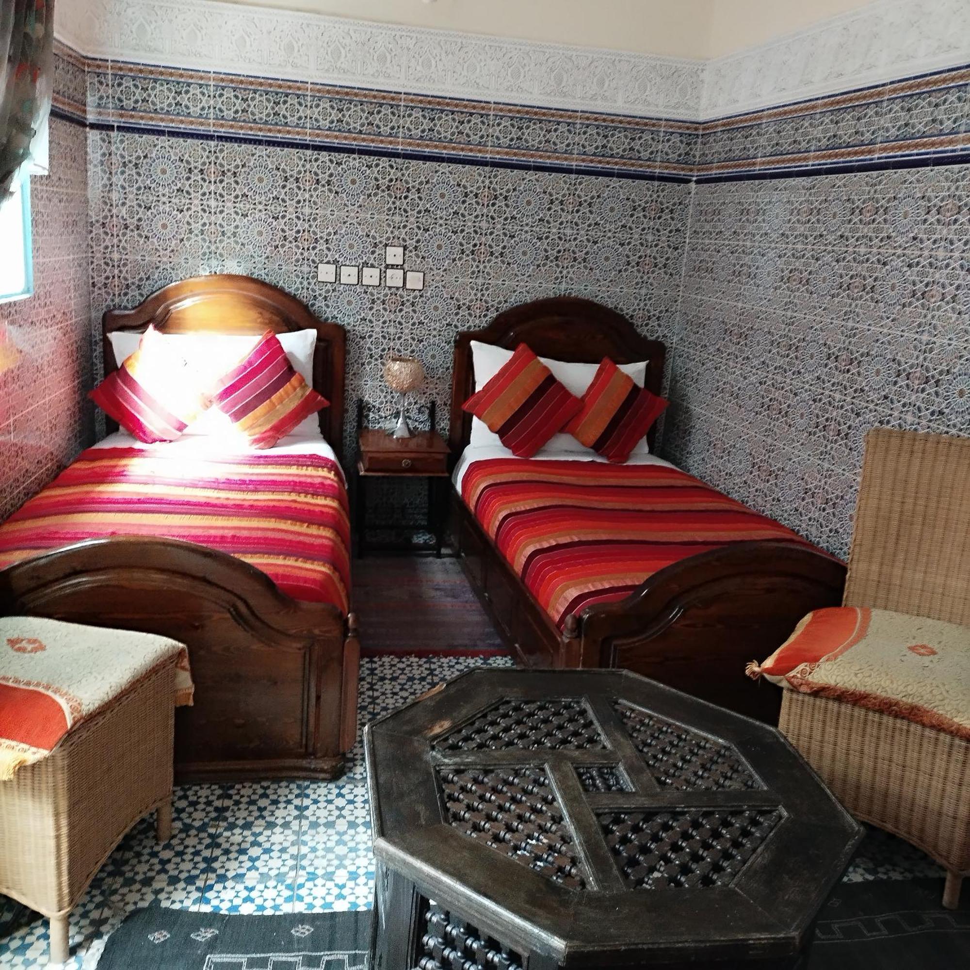 Ryad Bab Berdaine Meknes Bilik gambar