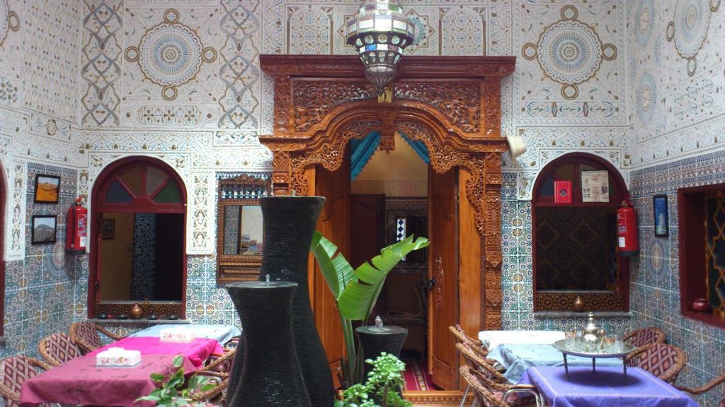 Ryad Bab Berdaine Meknes Luaran gambar